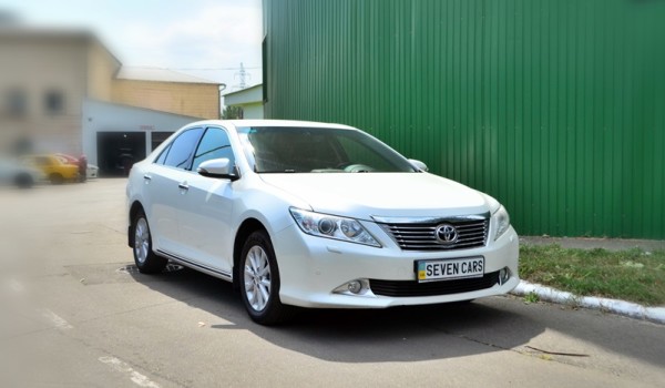 Toyota Camry, V50, Auto